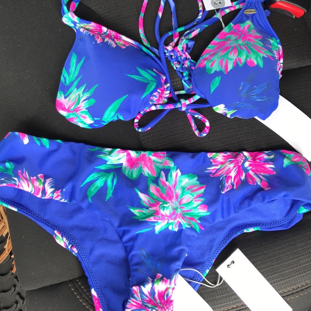 Brand new O’Neill bikini